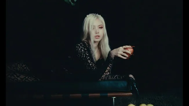 LISA《BORN AGAIN》[高清4K/2160P/MP4/1.87GB]迅雷云网盘下载-无损控