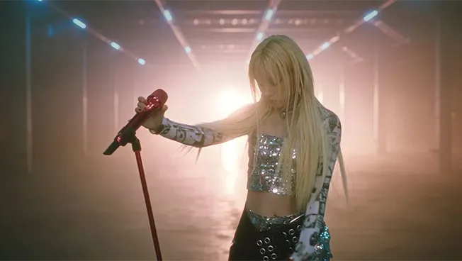 YUQI《Red Rover》[高清4K/2160P/MP4/926MB]迅雷云网盘下载-无损控