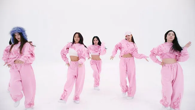 TWICE《Strategy(Bugs! 4K)》[高清4K/2160P/MP4/2.3GB]迅雷云网盘下载-无损控