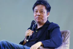 余华新书《卢克明的偷偷一笑》