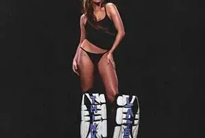 Tate McRae《THINK LATER》[无损FLAC/MP3/531MB]