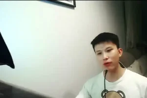 《老吴高级情商私教课：全方位提升情商的秘籍》